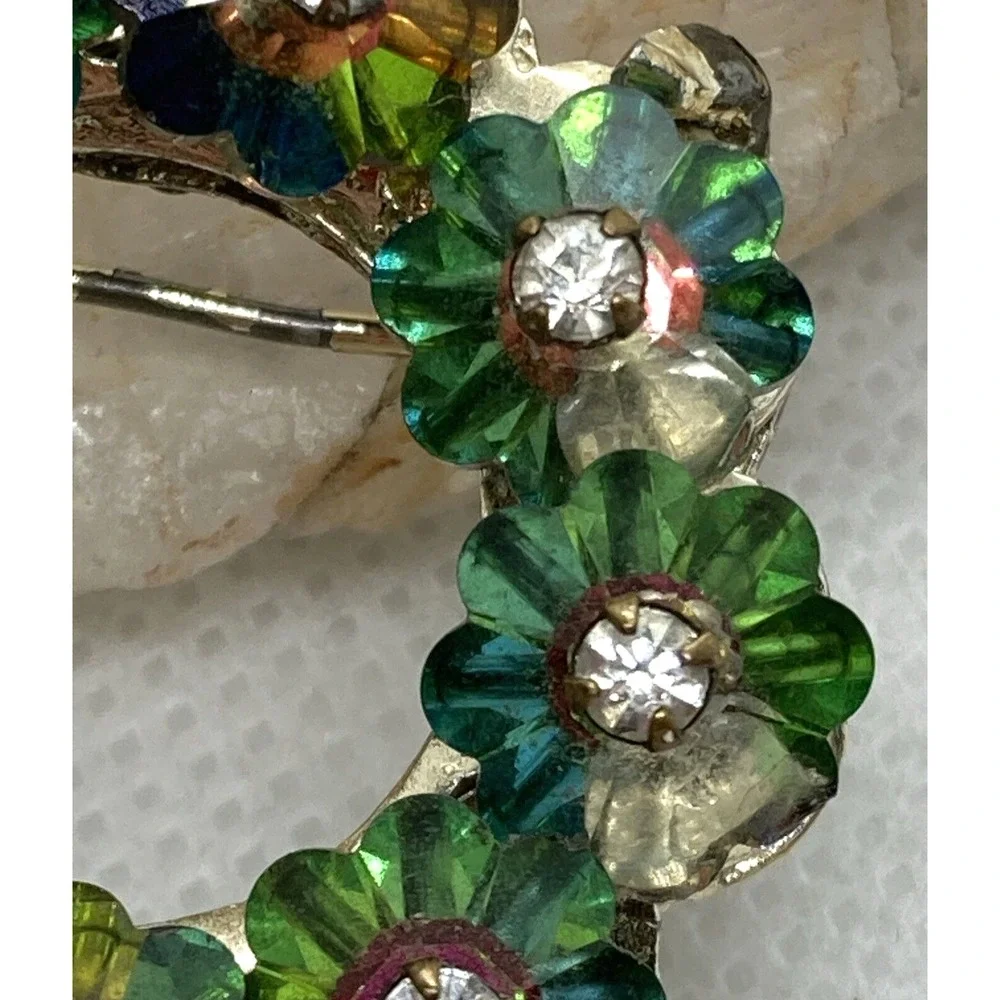 Vintage Gold Tone Watermelon AB Crystal Flower Wreath Bow Pin Brooch‎ Holiday